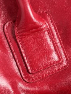 Ultimate Guide to SHEIN Bag Materials: Leather vs. Synthetic - Cover Image