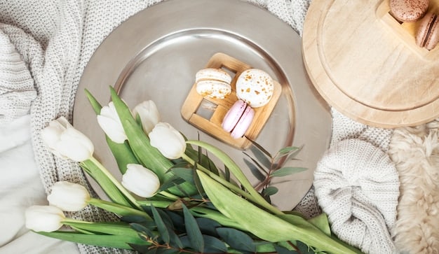 A detailed shot of various SHEIN decorative candles and small ceramic dishes, arranged on a wooden serving tray, reflecting a cozy, ambient setting for a US living room or dining area.