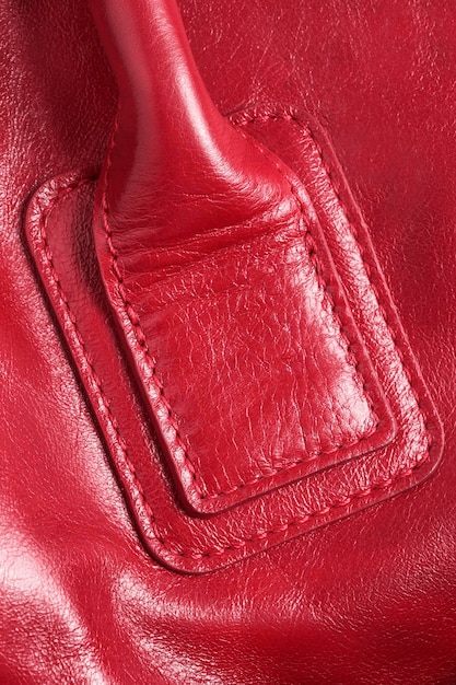 Ultimate Guide to SHEIN Bag Materials: Leather vs. Synthetic