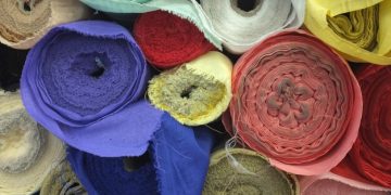 Fabric Types: The Ultimate Guide to Choosing Materials - Cover Image